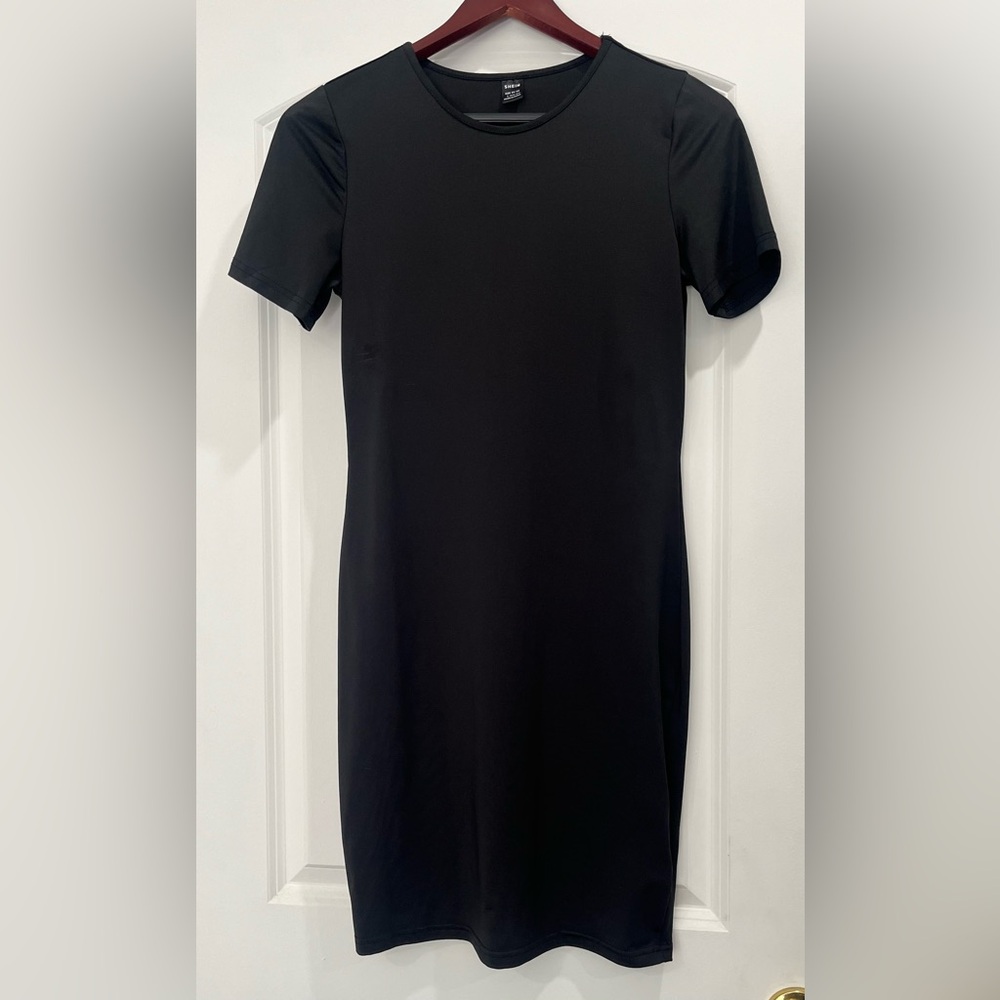 SHEIN Black Short Sleeve Dress